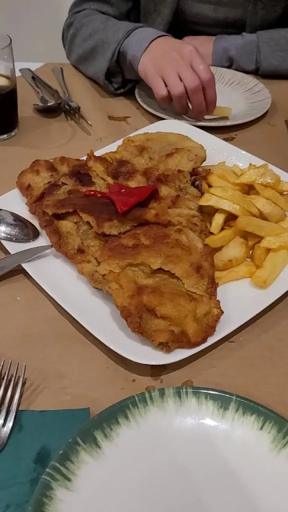 Restaurante Parador_Soto del Barco_slider_image_2