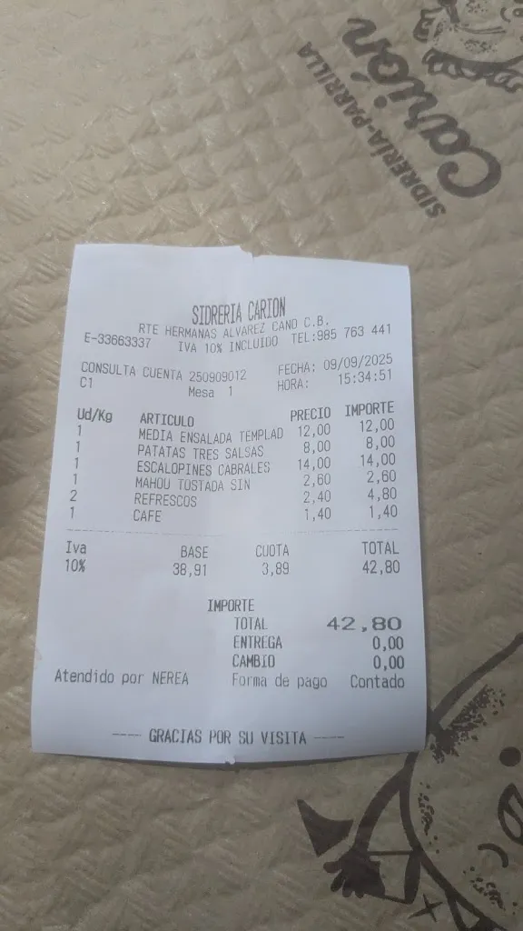 Hazel Daly_Sidrería Parrilla Carión_Somiedo_review