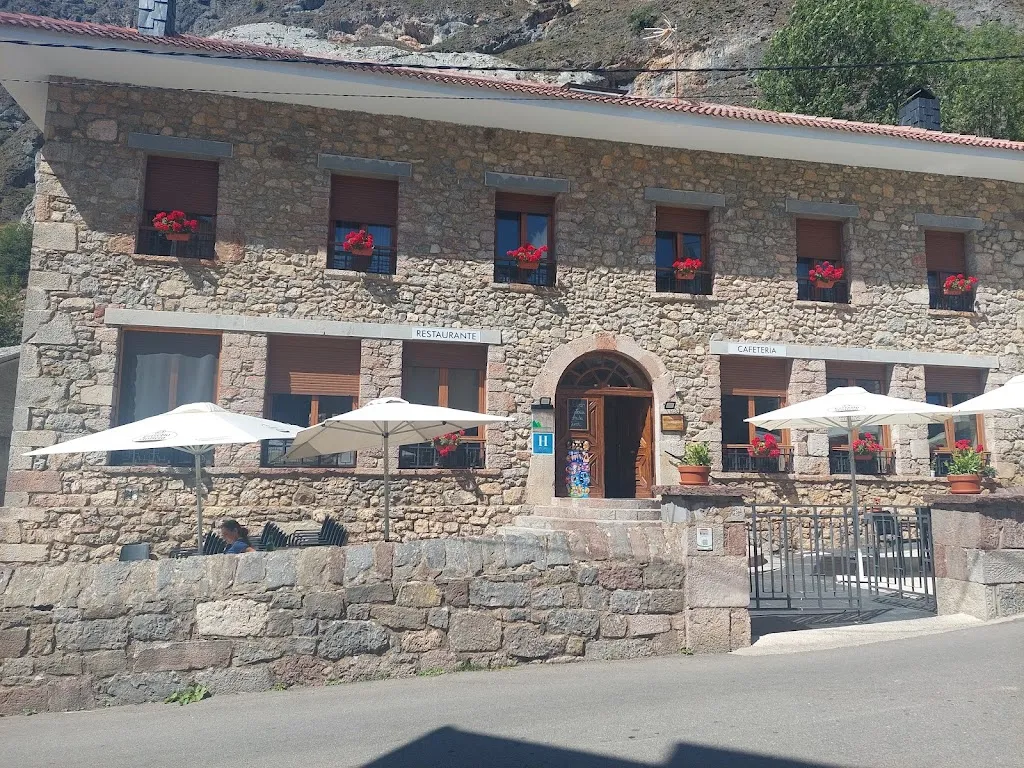 Maria_Las Duernas_Somiedo_review