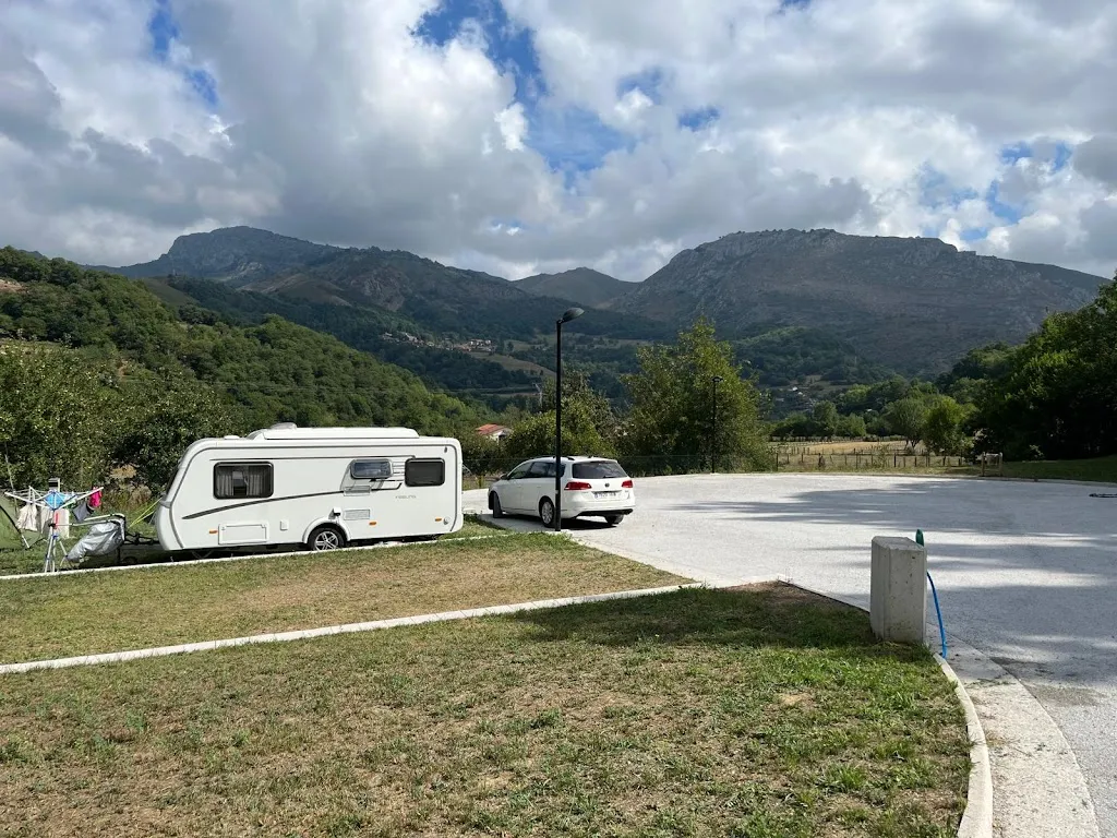 Paco Mendoza_Camping Municipal de Sobrescobio_Sobrescobio_review
