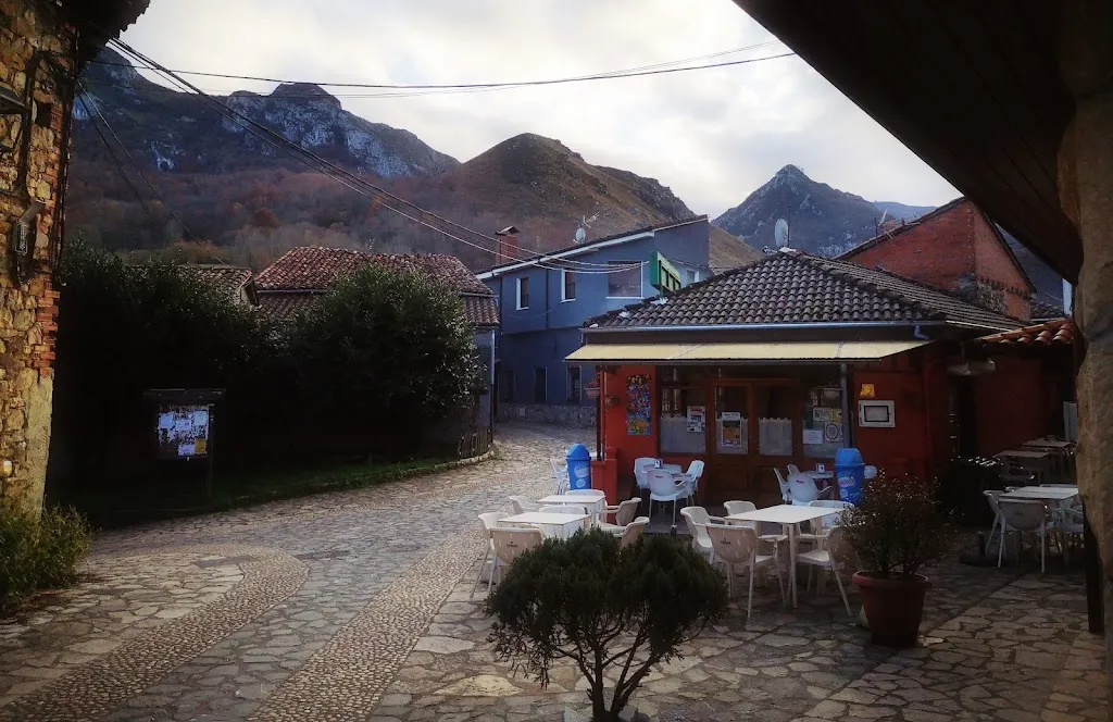 Greg Tower_Restaurante El Fresnu_Sobrescobio_recensione