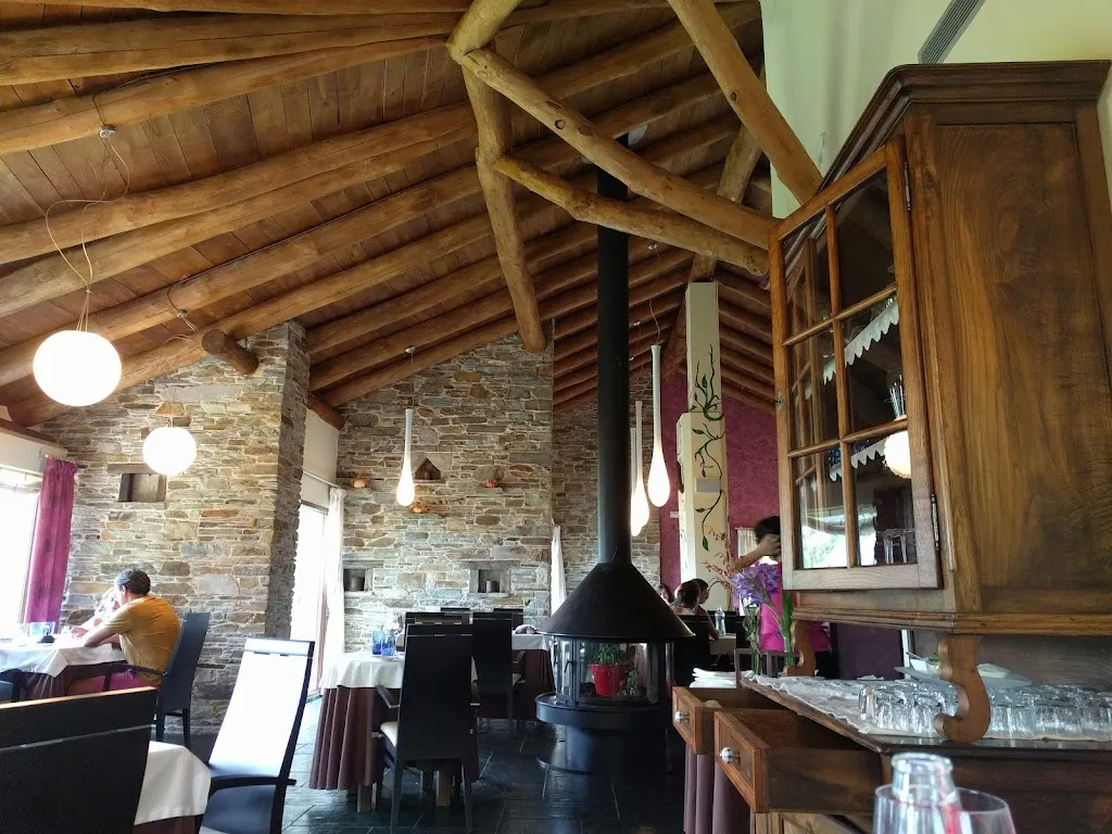 José Martín_Los Arándanos. ABRIMOS Sábados y Domingos. Último fin de semana abierto_Taramundi_review