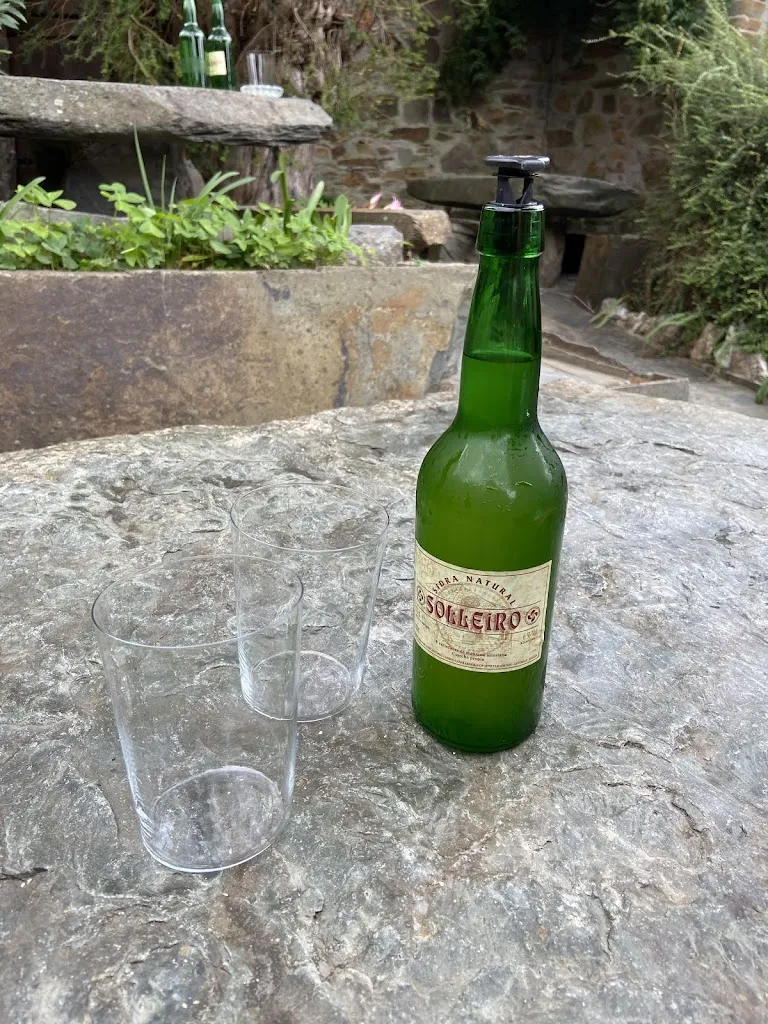 Raquel BR_Sidrería Solleiro_Taramundi_review