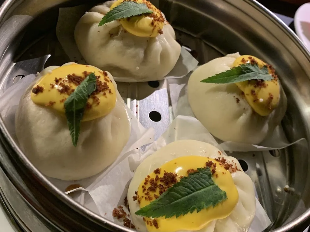 Nakeima_Valdés_slider_image_3