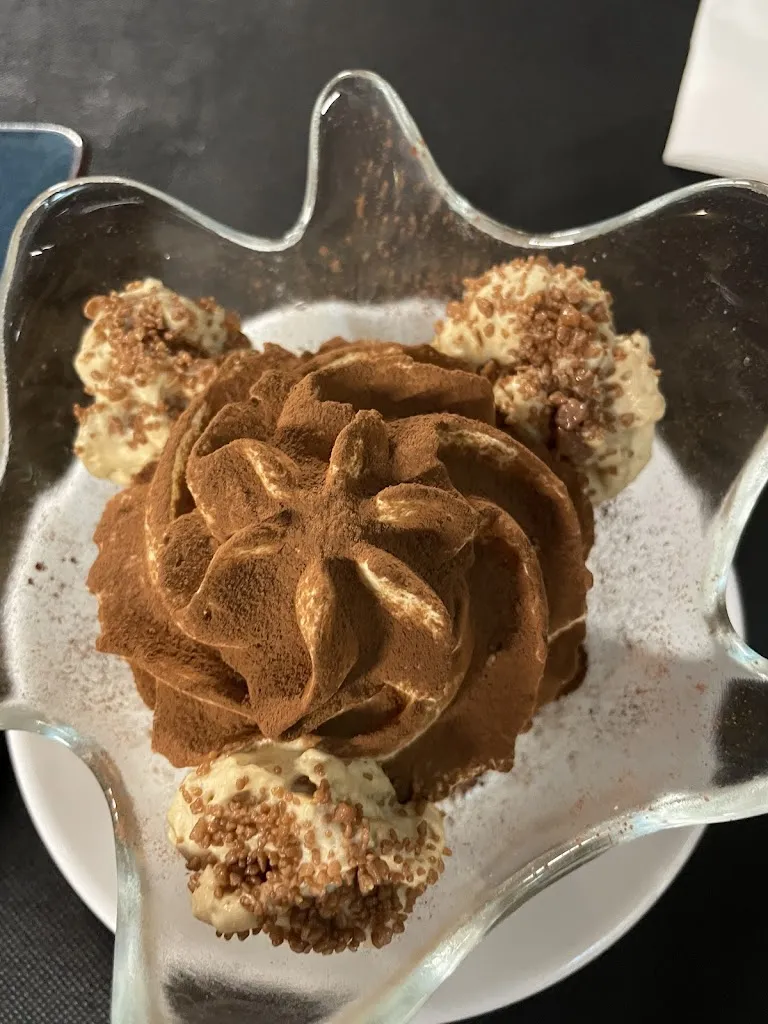 Bekhruz Boo_Restaurante Os Carrisos FG_Dodro_review