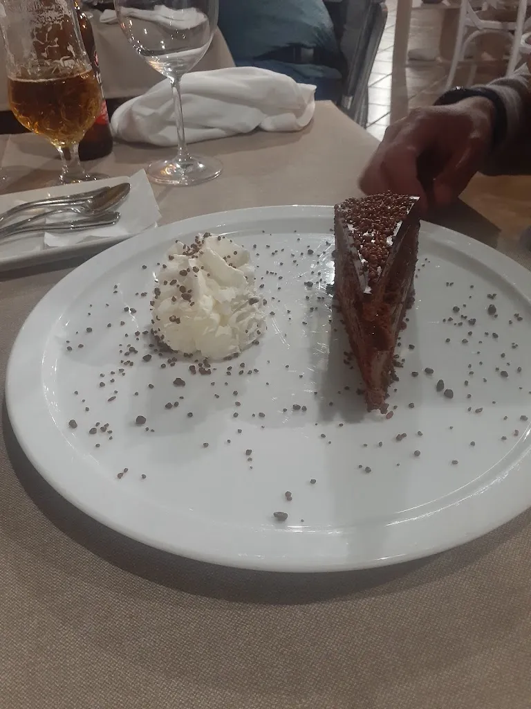 Ayesha Visser_Restaurante Os Carrisos FG_Dodro_review