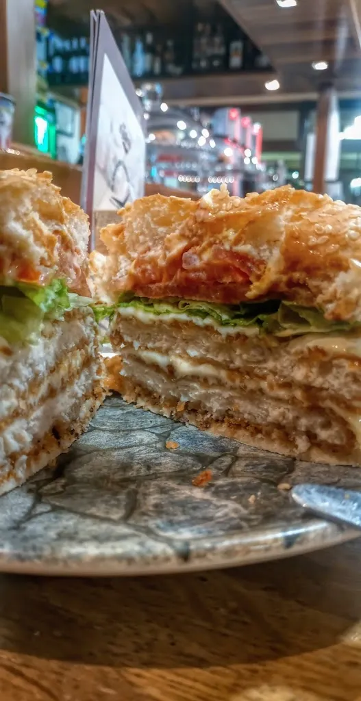 Menu_Bar A Menos Cuarto_Tapia de Casariego_image_1