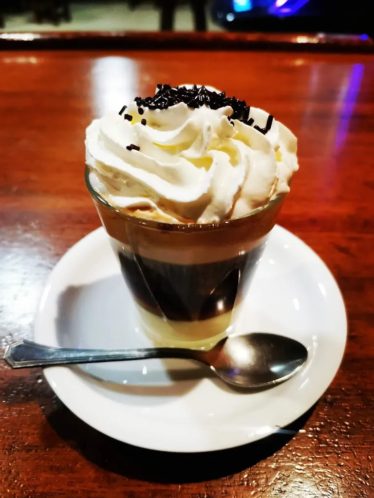 Menu_Bar A Menos Cuarto_Tapia de Casariego_image_6