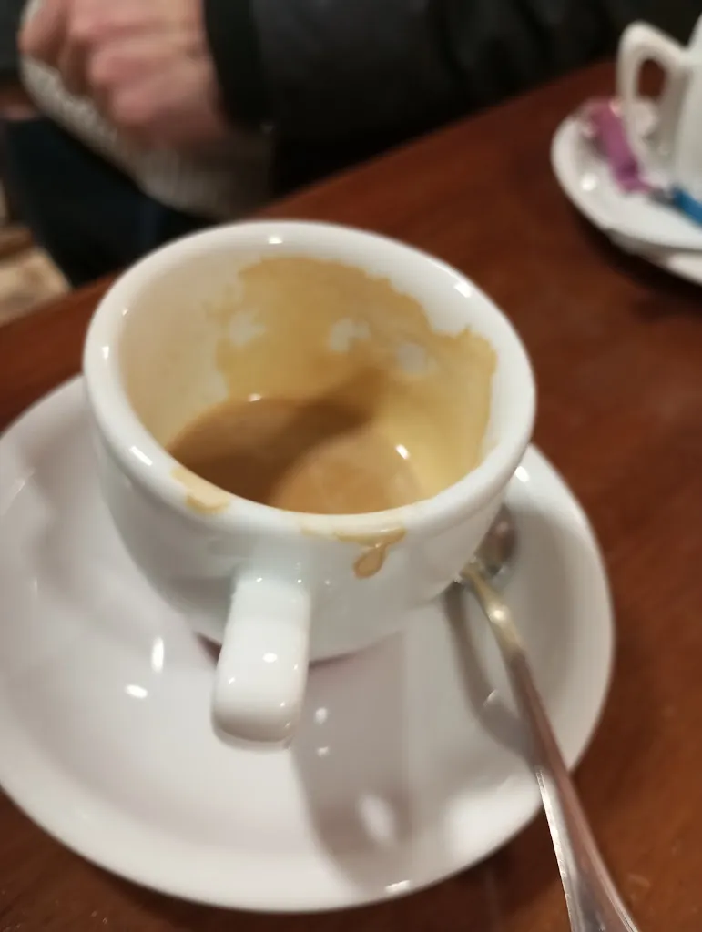 Menu_Bar A Menos Cuarto_Tapia de Casariego_image_8