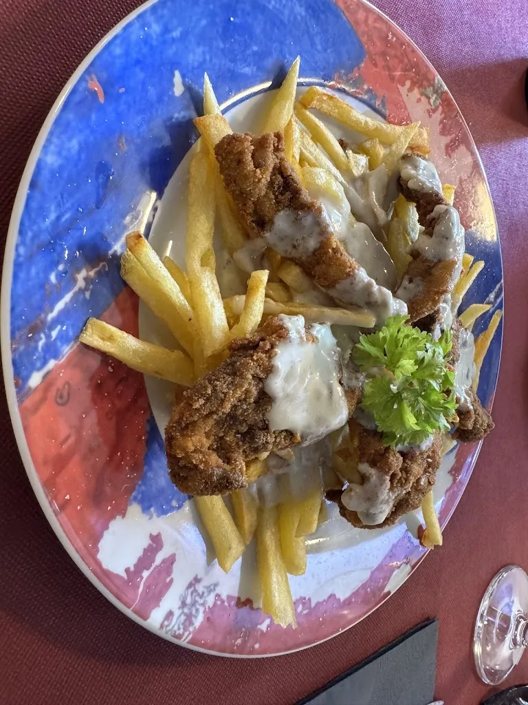 Joanfra Perez_Motard Bar Biker Friendly_Villanueva de Oscos_review