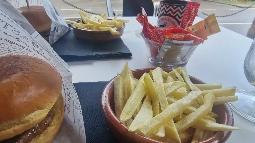 Motard Bar Biker Friendly_Villanueva de Oscos_slider_image_2