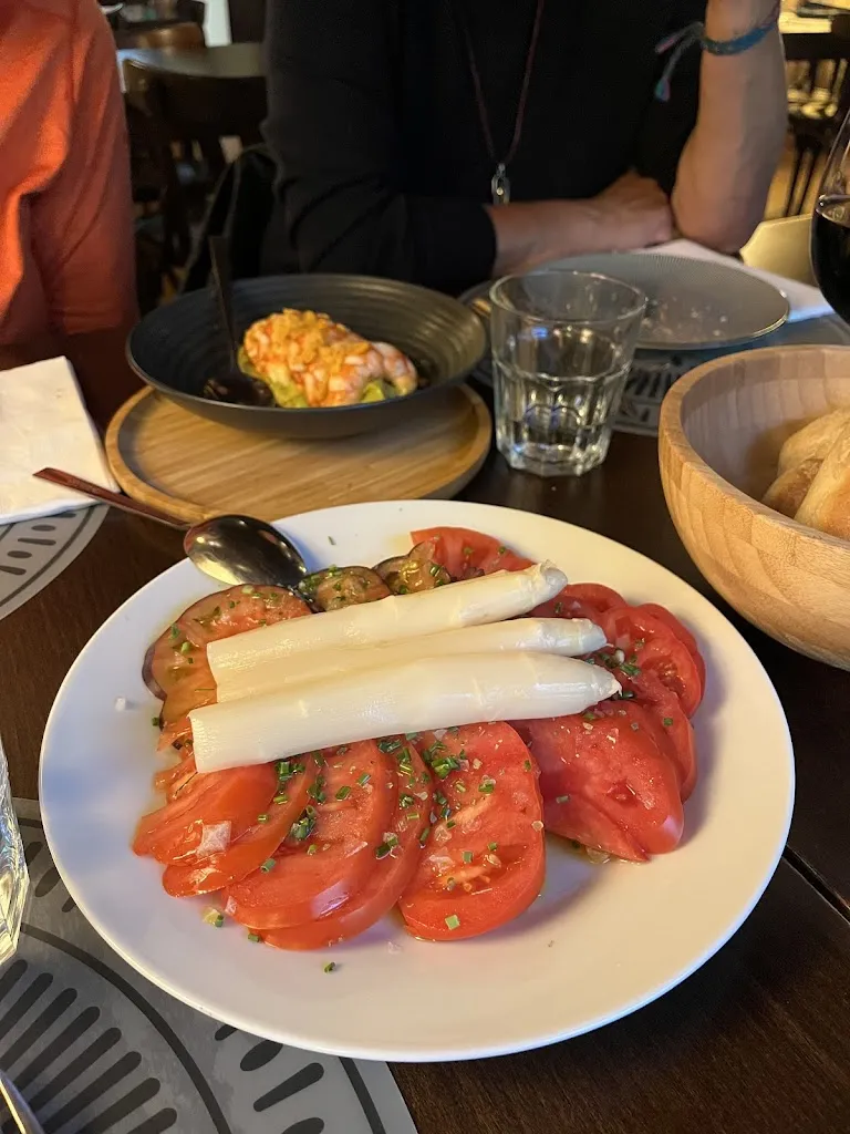 Jade Cheng_Restaurante A Casa Dos Martínez_Dodro_review