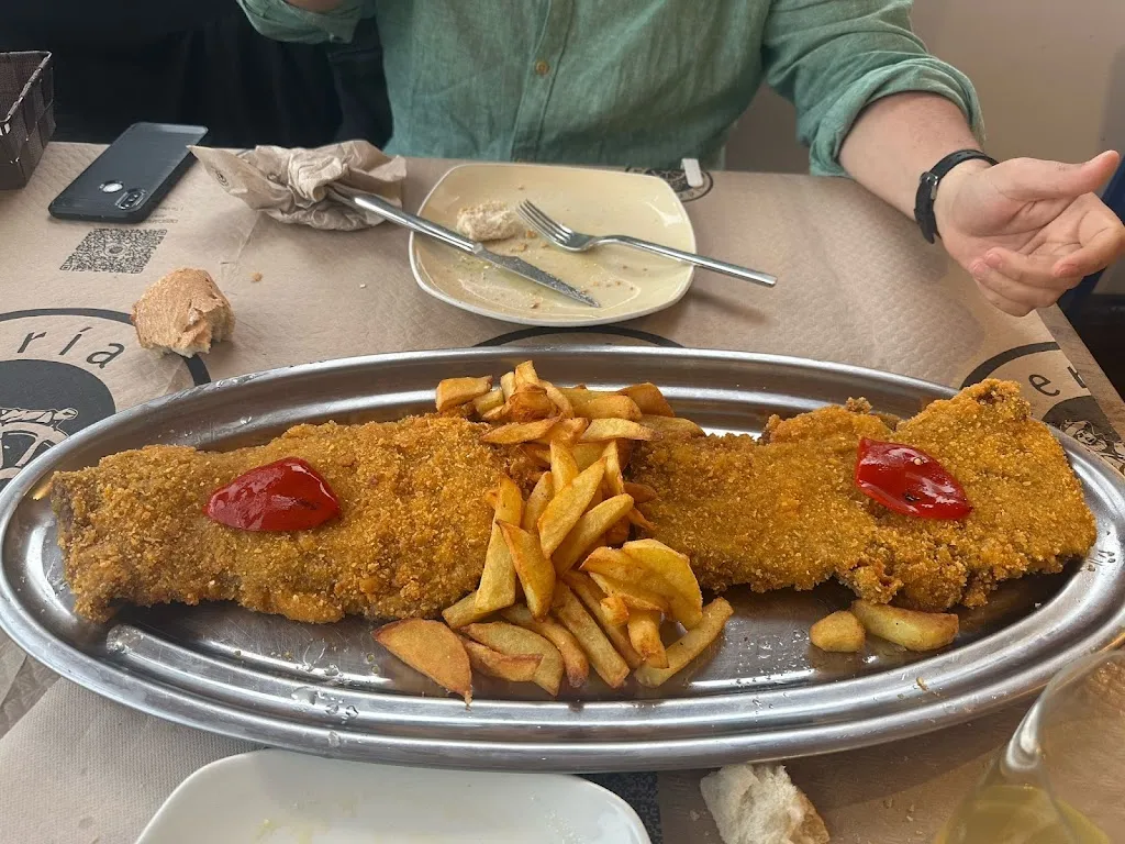 Samuel Pires_Sidrería El Tarteru_Ribadesella_review