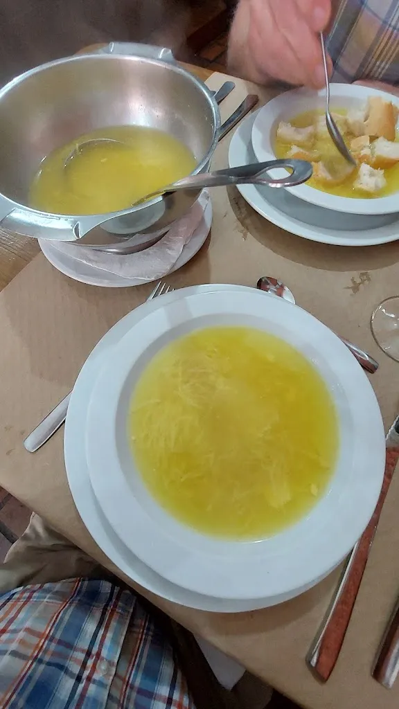 Armand Paulet_Mesón El Labrador_Ribadesella_recensione