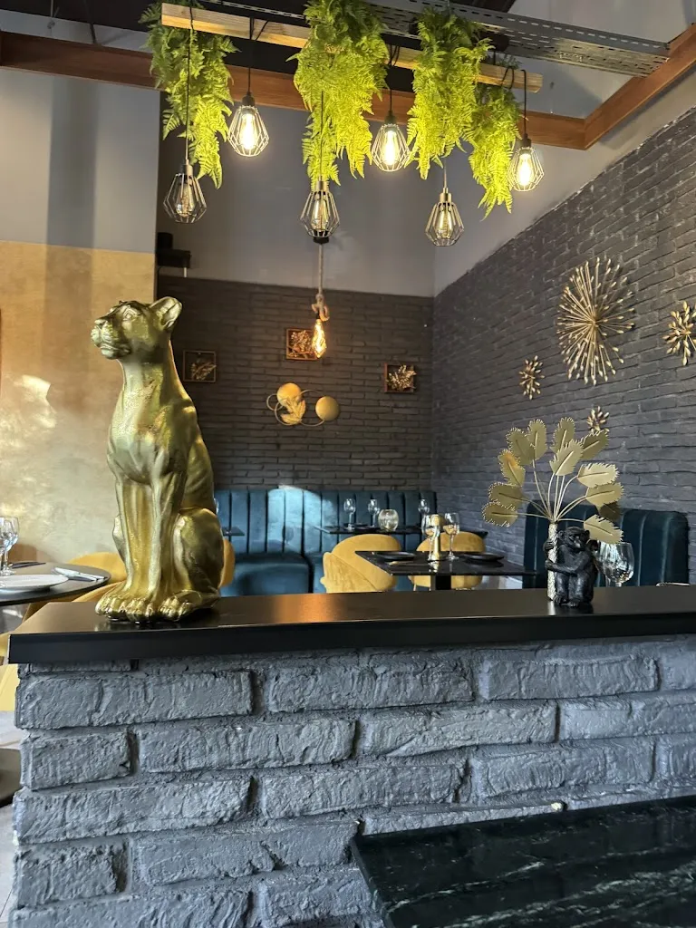 Shan Ahmed_DORRADOS MADRID | Restaurante Iraní Madrid_Dodro_recensione