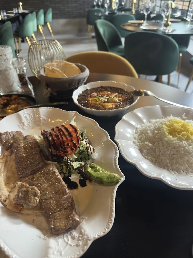 Fereshteh Motlagh_DORRADOS MADRID | Restaurante Iraní Madrid_Dodro_recensione