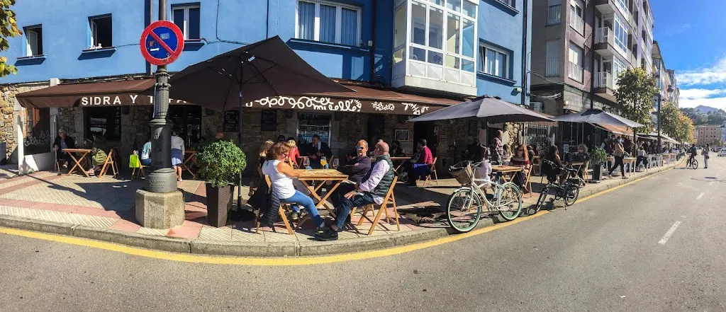 El Muelle Restaurante restaurant in Ribadesella
