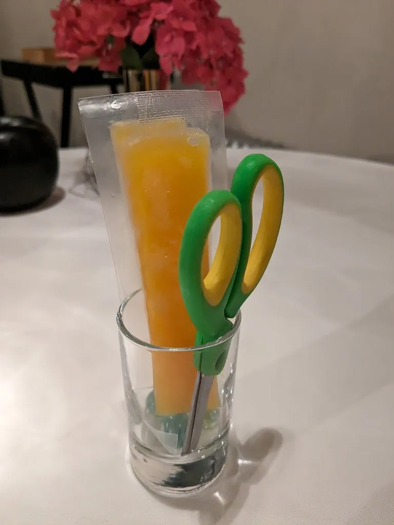 Aramis Penland_Restaurante El Corral del Indianu_Ribadesella_review