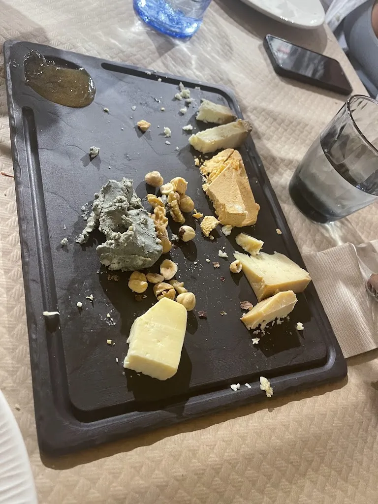 Menu_Yubarta - Casa de Ballenas-_Ribadesella_image_8