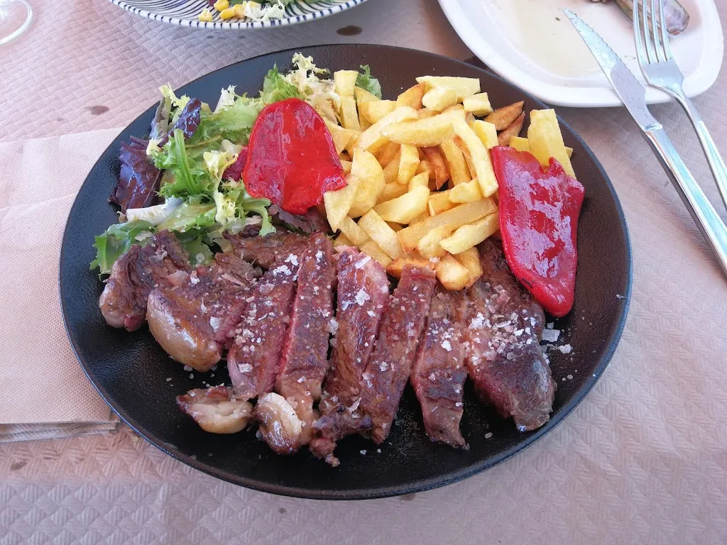 Good Earth_Yubarta - Casa de Ballenas-_Ribadesella_review