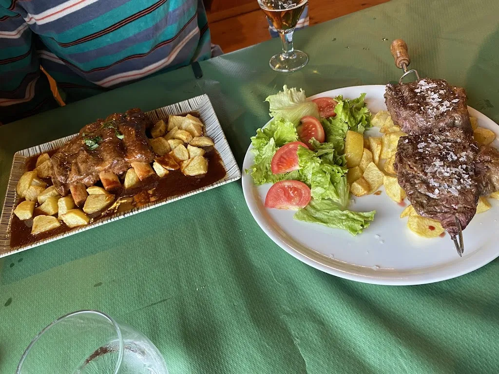 Paula Nogales Herrera_La Rasa Restaurante Café_Ribadesella_recensione