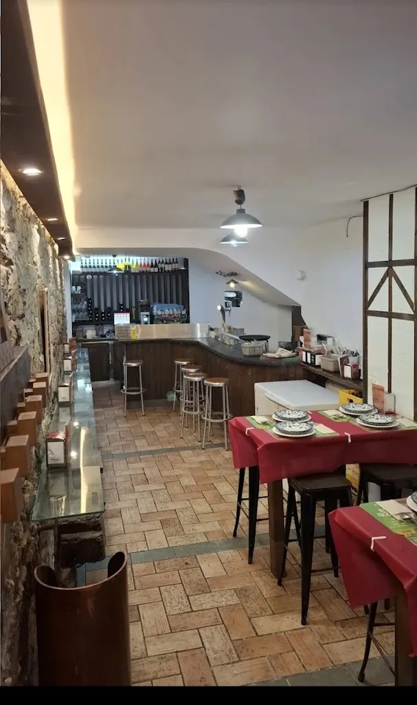 EL Escondite Del Neñu... AMBIENTE CLIMATIZADO restaurant in Ribadesella