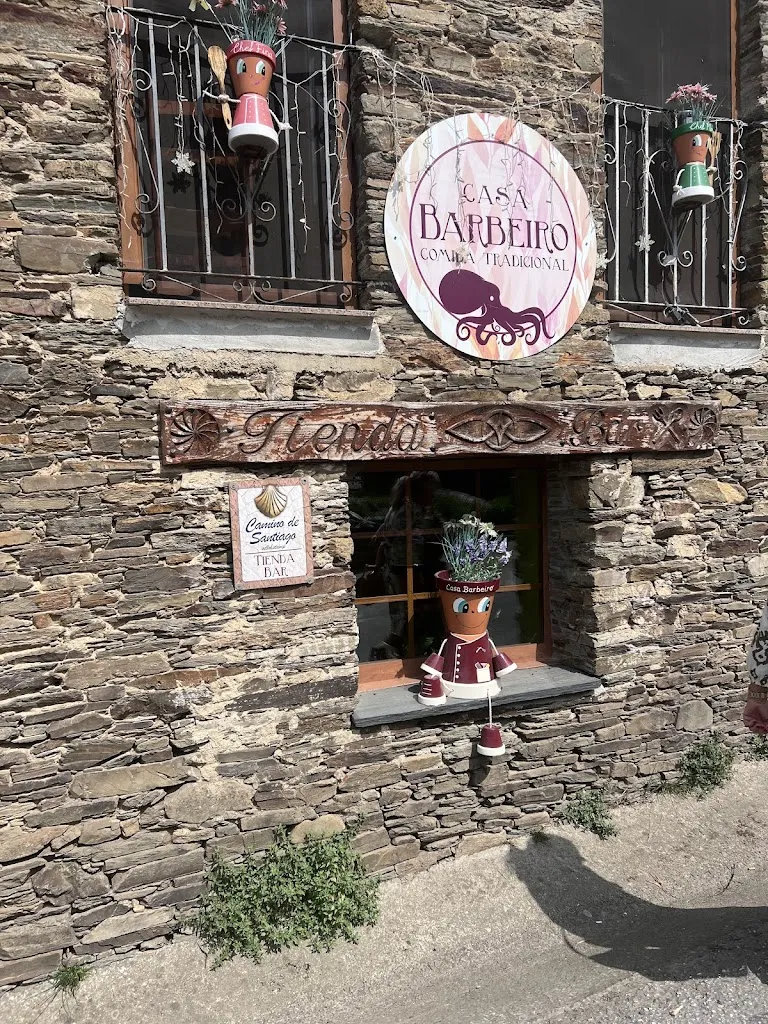 Víctor M R_Casa Barbeiro_Vegadeo_review