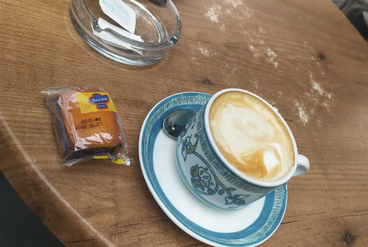 Alec Keller_Cafetería Cantábrico_Vegadeo_Bewertung