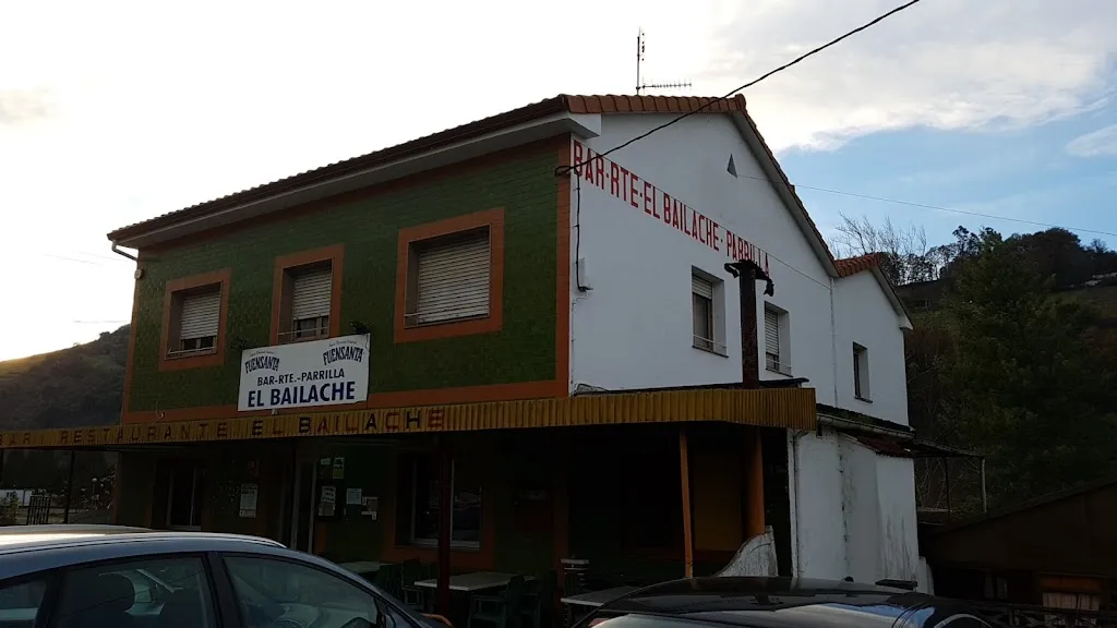 El Bailache_Yernes y Tameza_slider_image_1