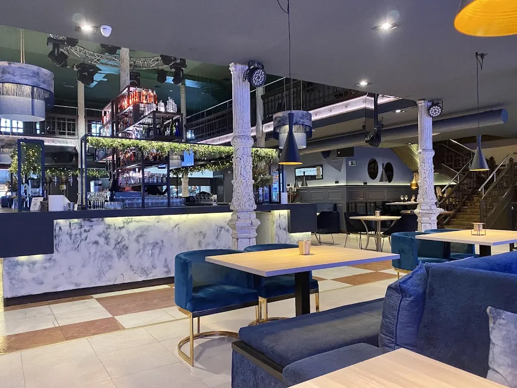 BRAVO di Première restaurant in Siero