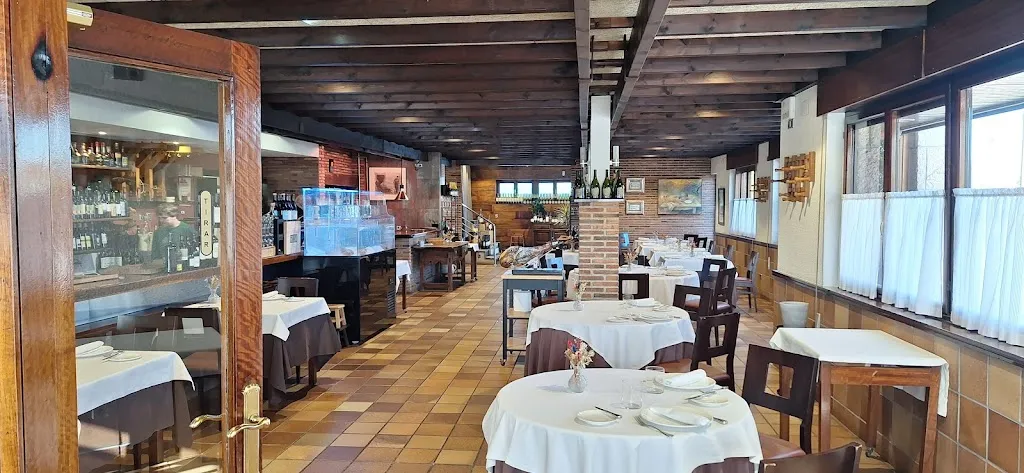 Casa Farpon Asador restaurant in Siero