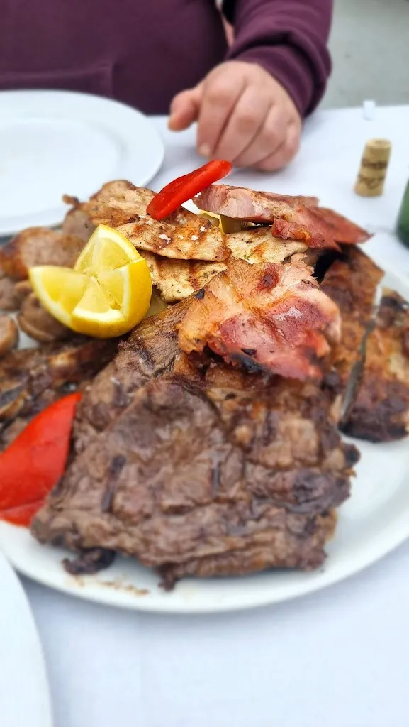 Menu_Parrilla Los Robles_Siero_image_4