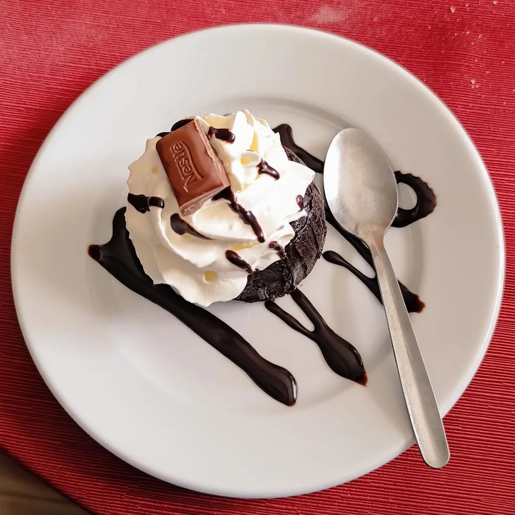 La Caverna del Oso restaurant in Albornos