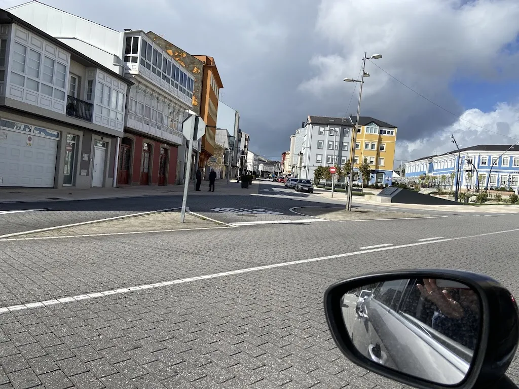 JuanE Barranco_A Cepa_As Pontes de García Rodríguez_review