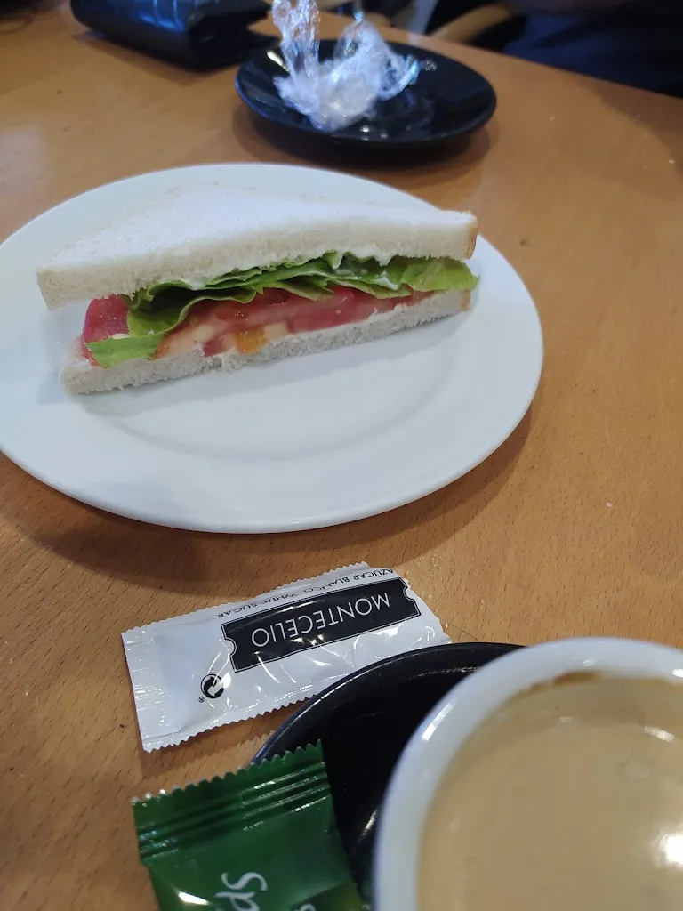 Susi R_Restaurante Cafetería Alhambra_Tineo_review