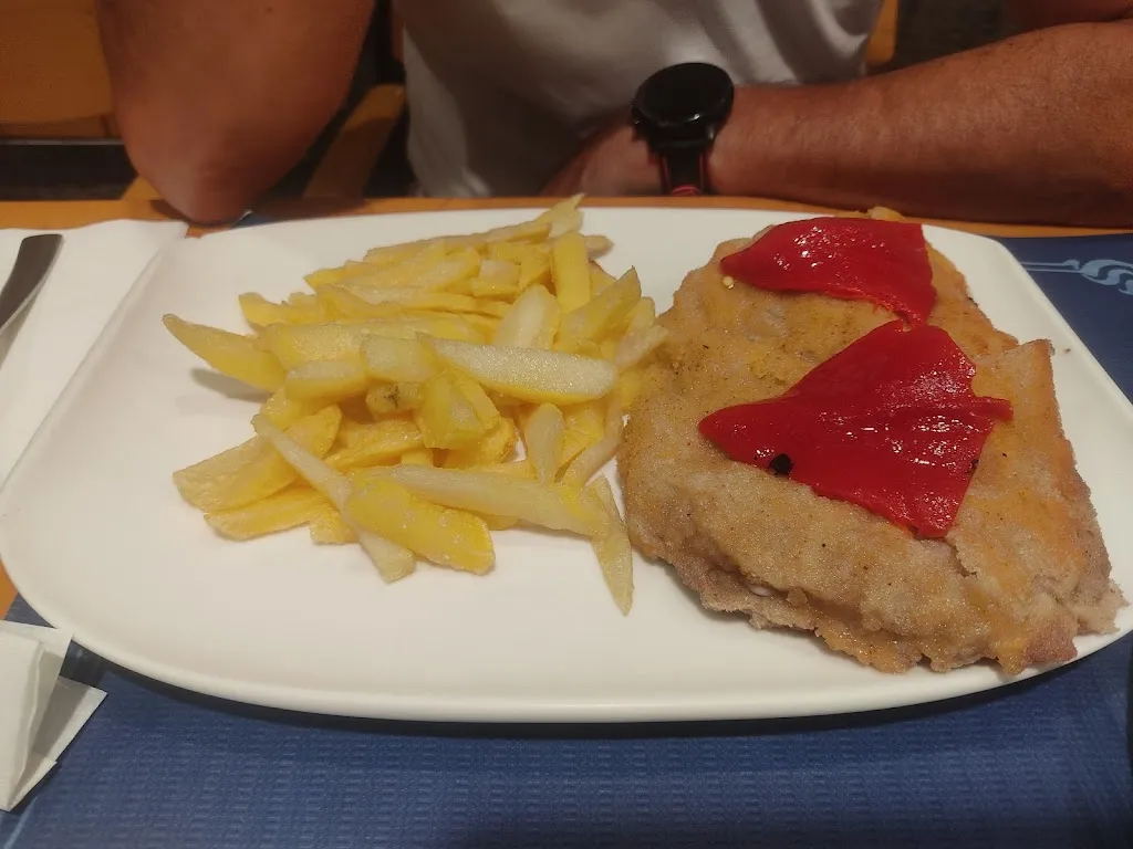 Restaurante Cafetería Alhambra_Tineo_slider_image_2