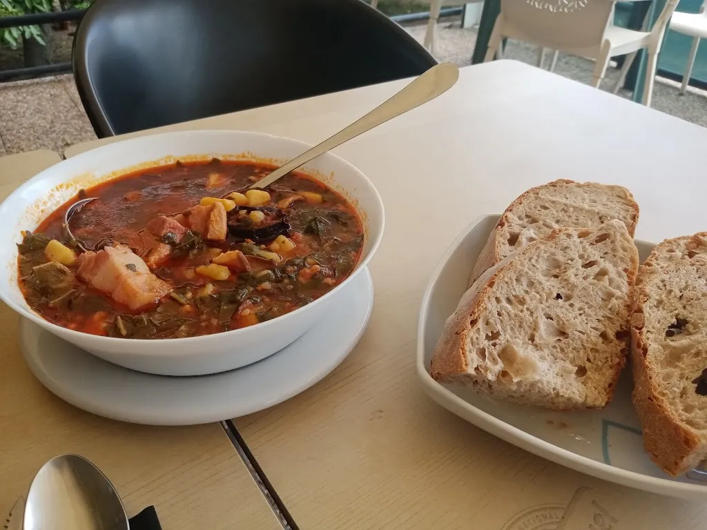 Parrilla y Pensión Casa Vicente_Tineo_slider_image_2