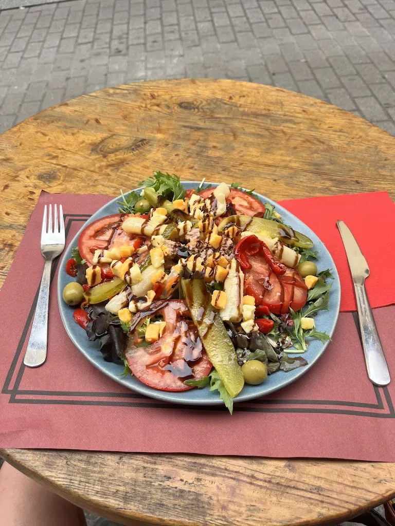 Shelby_Bar La Griega_Tineo_review