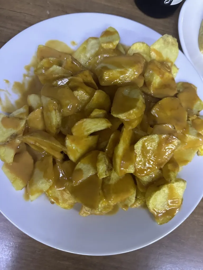 Laurili_La Reguera_Adrada La_recensione