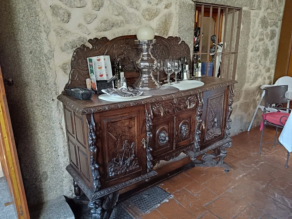 Jose Vicente Ripoll Roser_Aurum_Adrada La_review