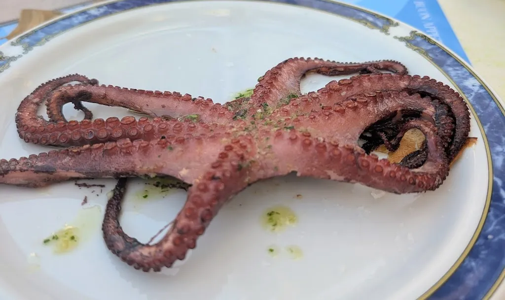 L K_Restaurante Las Sirenas_Arenal El_review