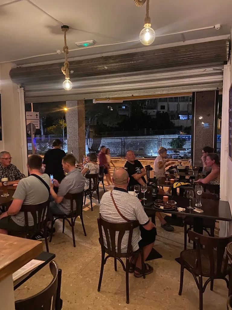 Gusto Ibérico_Arenal El_slider_image_1