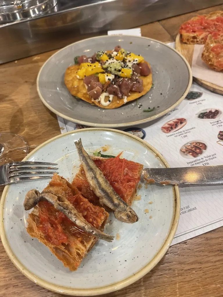 Leyla Lone_Tapa Tapa Arenal_Arenal El_Bewertung