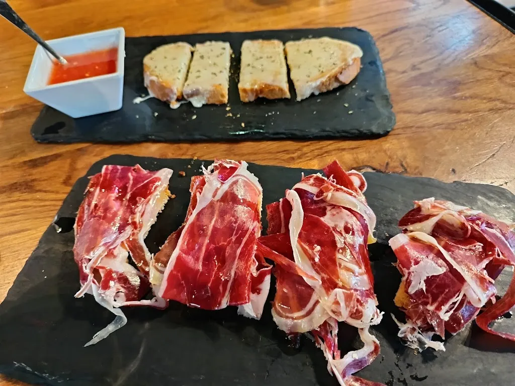 Menu_Jamones Julián Becerro_Arenal El_image_6