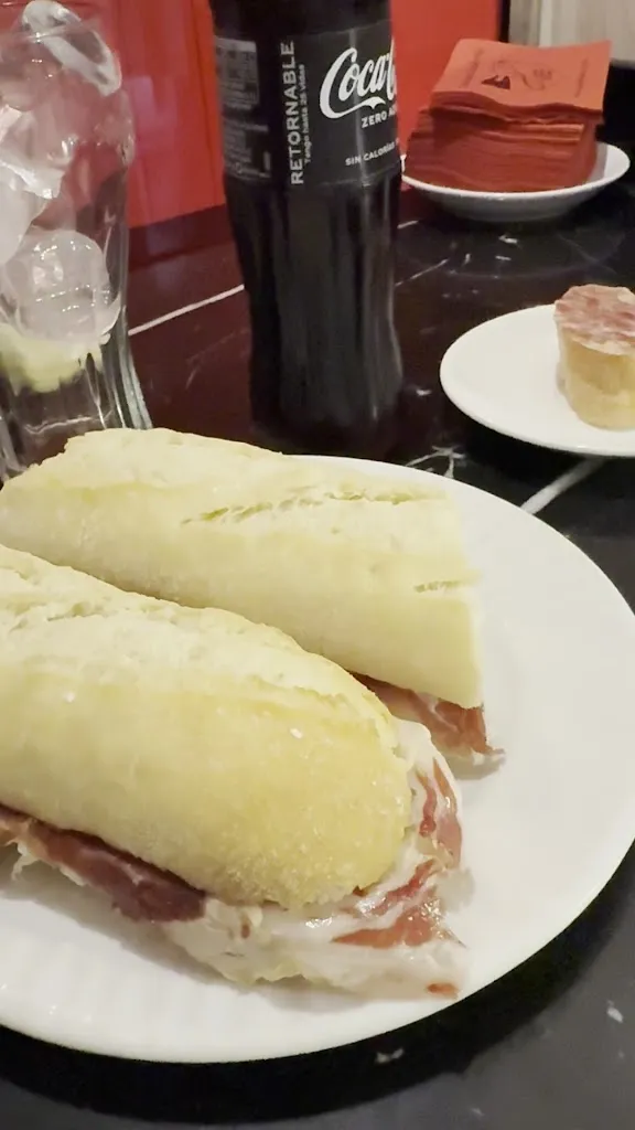 Tony Vallés_Jamones Julián Becerro_Arenal El_review