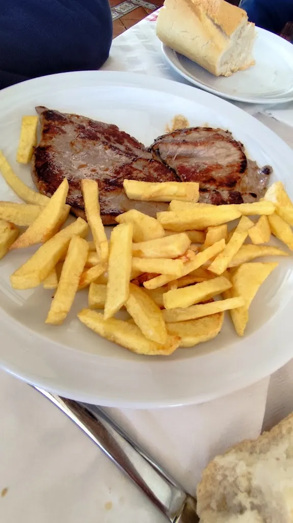 Isabel Perez_Alamillo, El Restaurante_Arevalillo_review