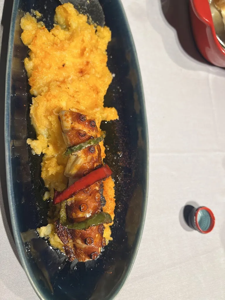 Patricia holbrook_Restaurante Brandal_Dodro_review