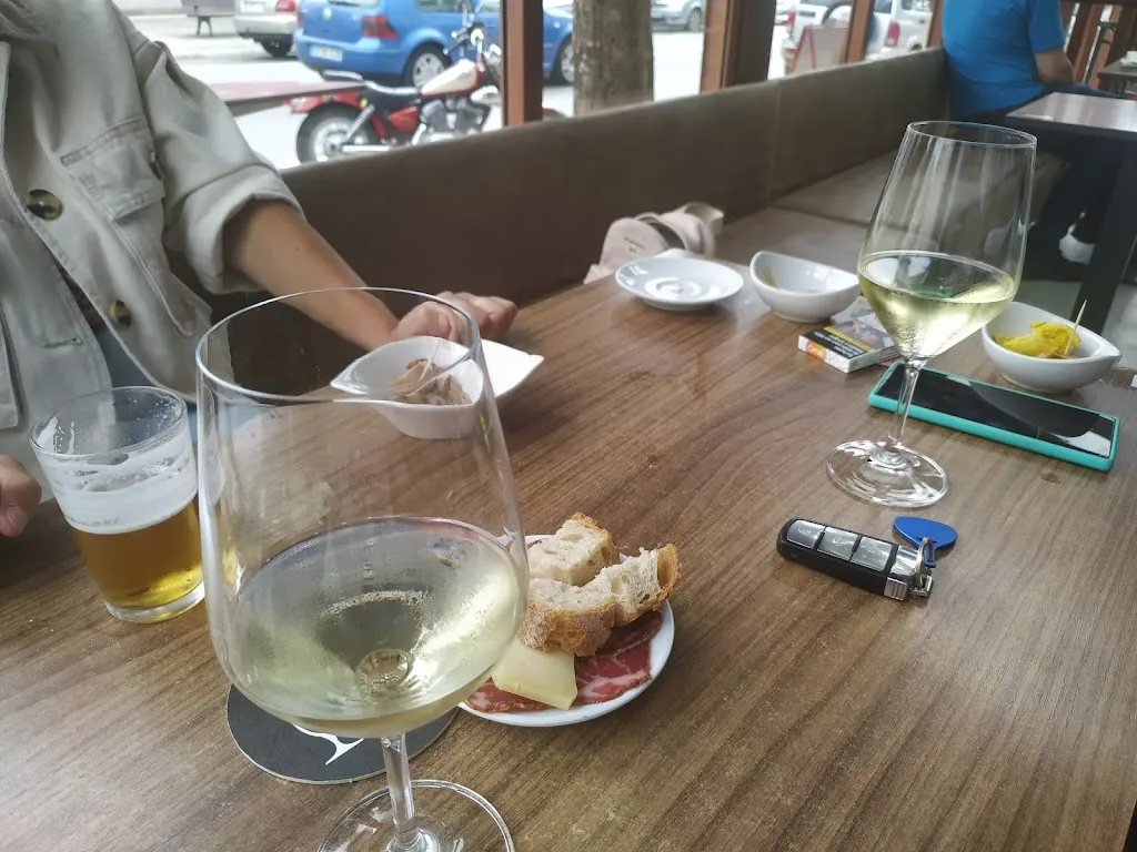 Menu_Trastoy 3 Cafetería-Vinoteca_As Pontes de García Rodríguez_image_4