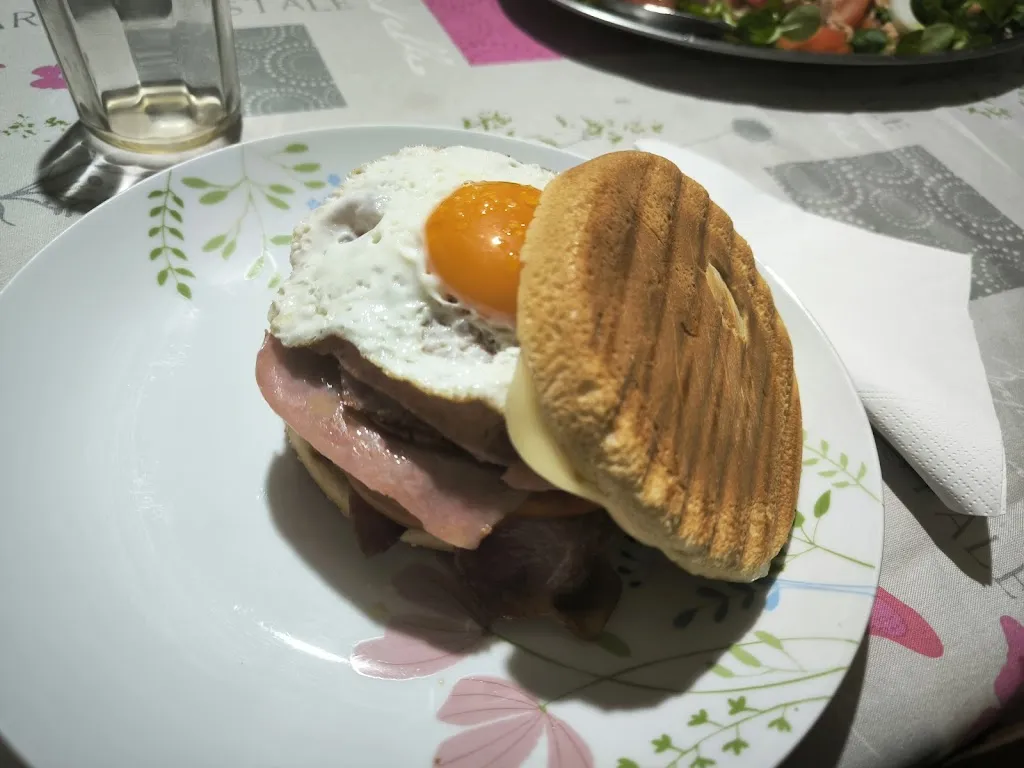 Ruben_Trastoy 3 Cafetería-Vinoteca_As Pontes de García Rodríguez_review