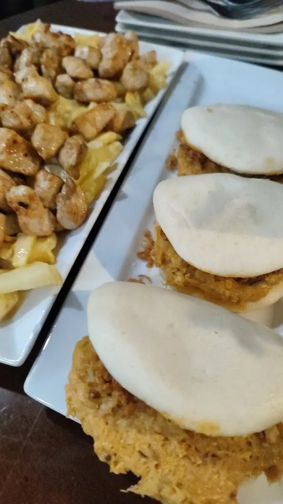 Laura Formoso López_Trastoy 3 Cafetería-Vinoteca_As Pontes de García Rodríguez_review